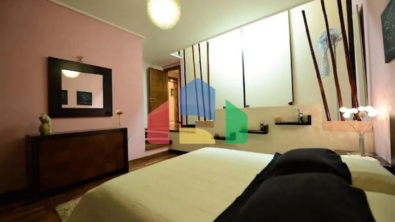 Продаж - Котедж 280 m² на о. Корфу