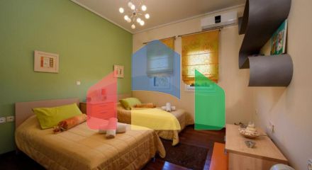 Продаж - Котедж 280 m² на о. Корфу