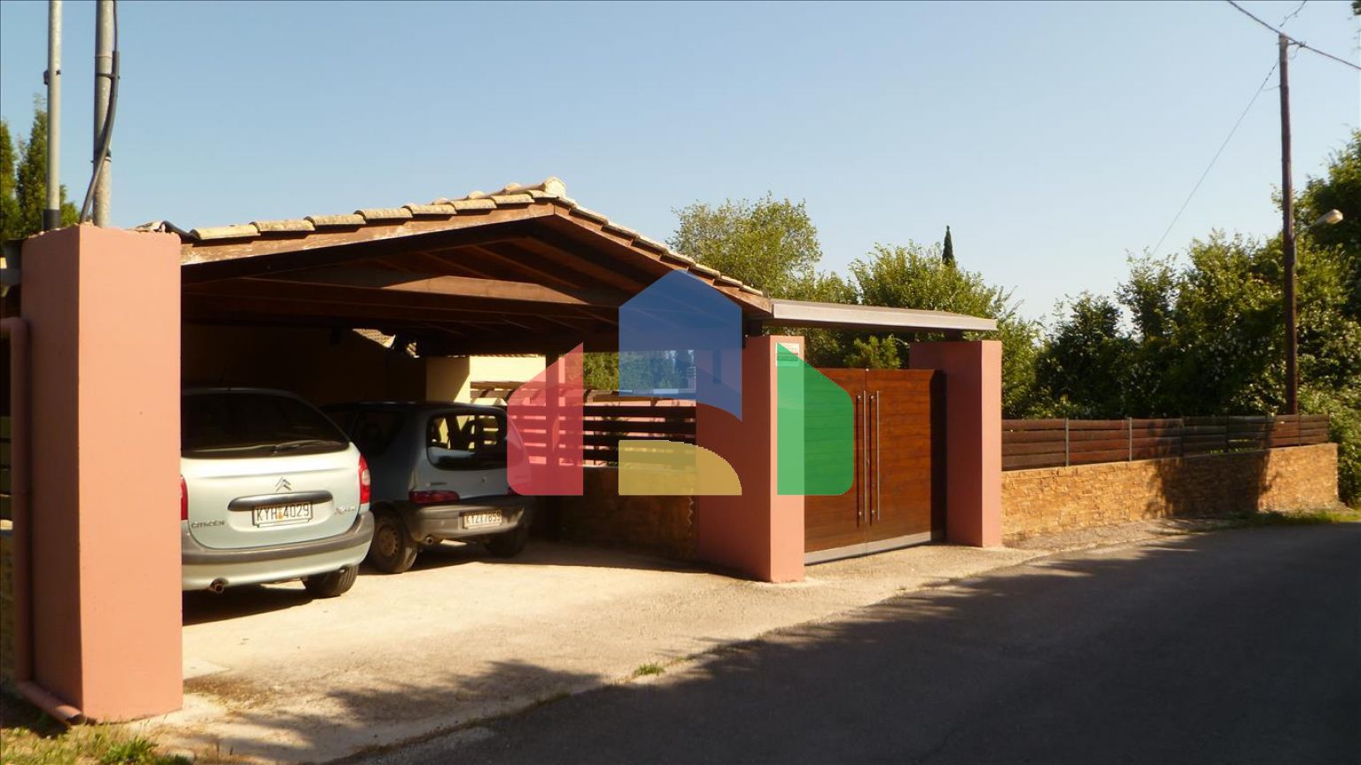 Продаж - Котедж 280 m² на о. Корфу