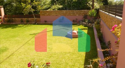 Продаж - Котедж 280 m² на о. Корфу