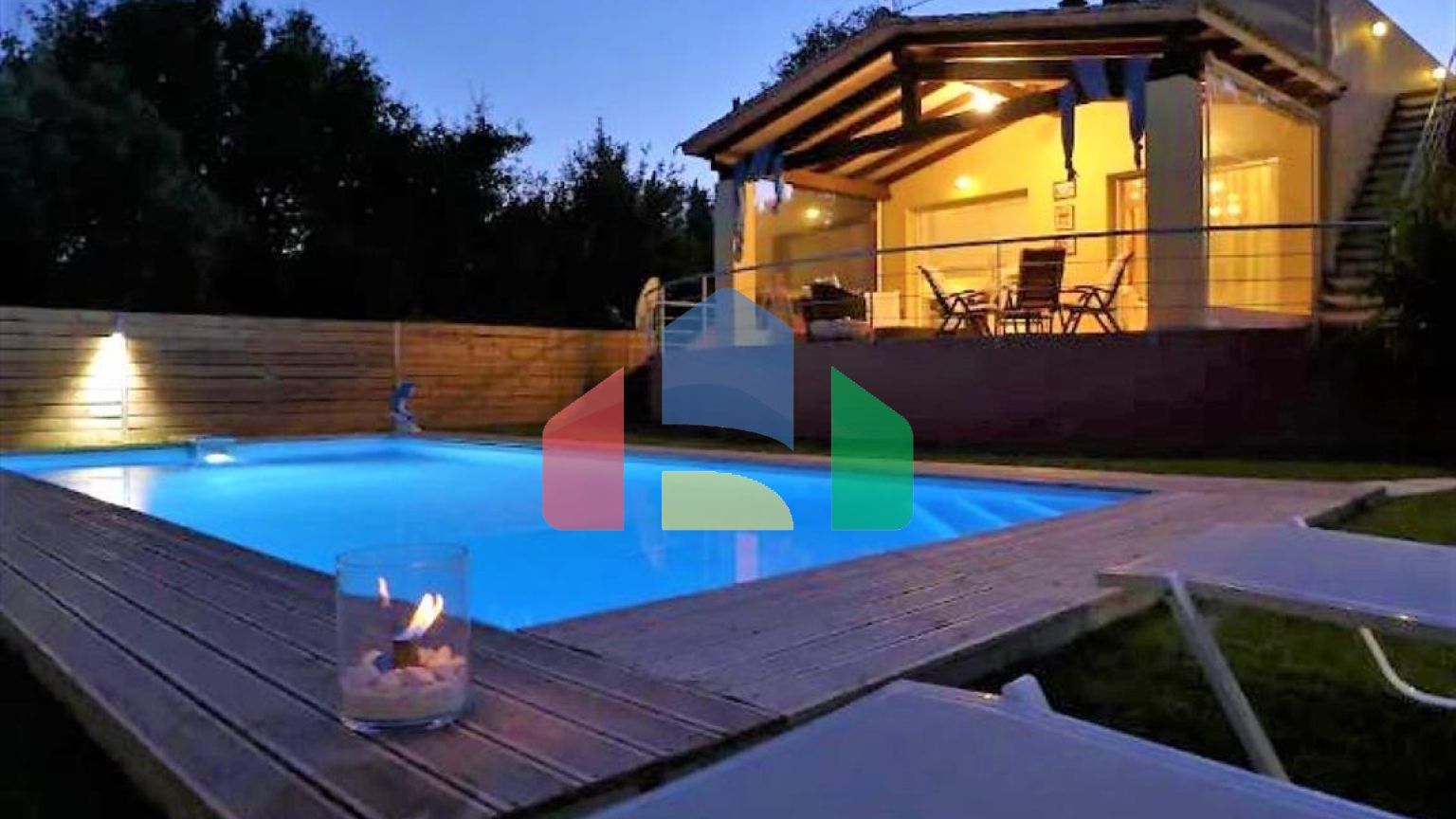 Продаж - Котедж 280 m² на о. Корфу