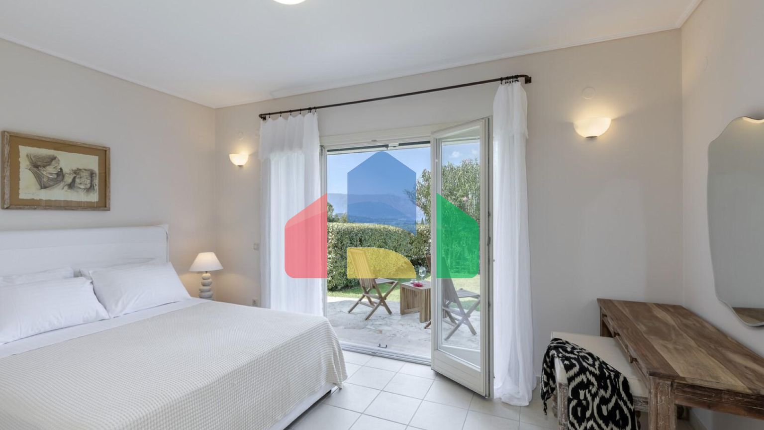 Продаж - Вілла 350 m² на о. Корфу