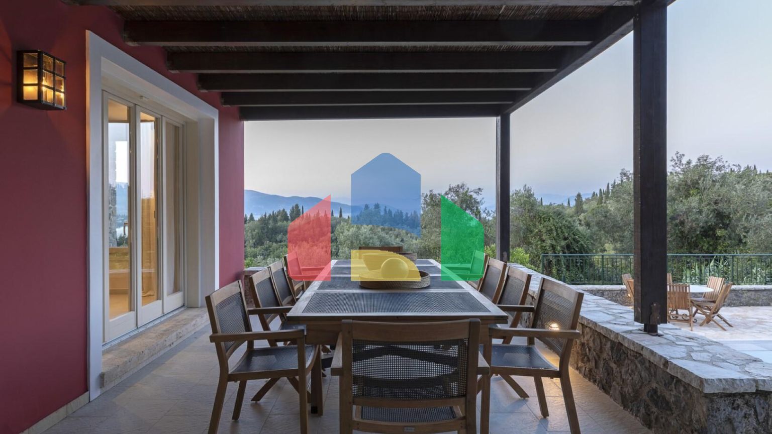 Продаж - Вілла 350 m² на о. Корфу