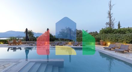 Продаж - Вілла 350 m² на о. Корфу