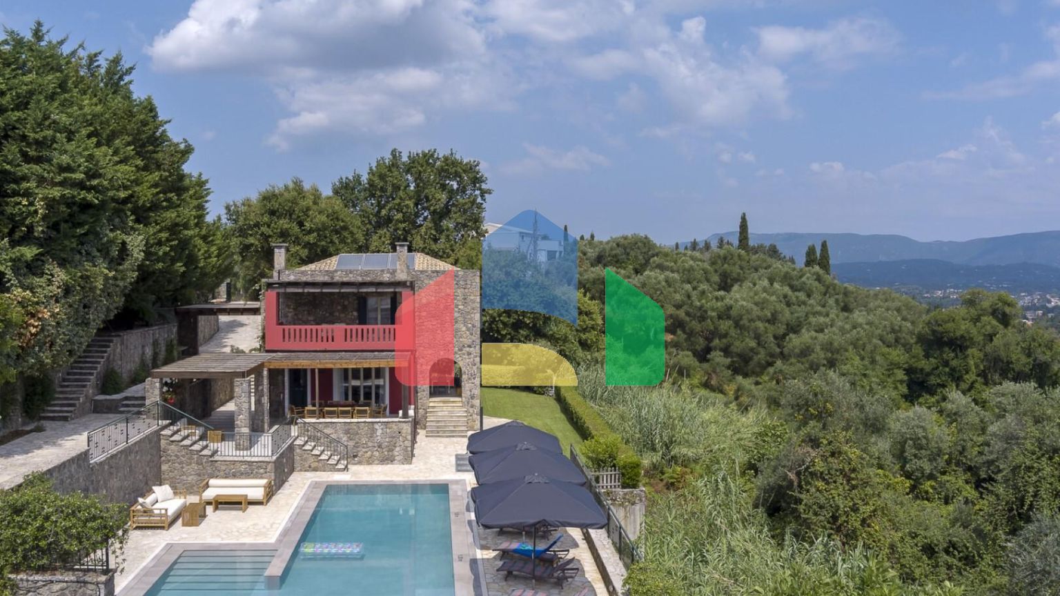 Продаж - Вілла 350 m² на о. Корфу