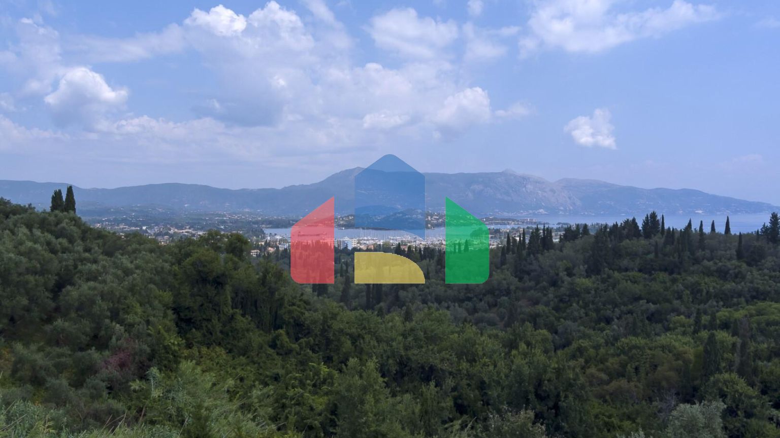 Продаж - Вілла 350 m² на о. Корфу