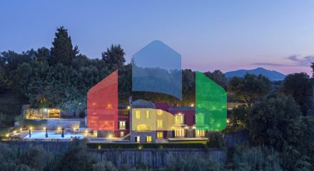 Продаж - Вілла 350 m² на о. Корфу