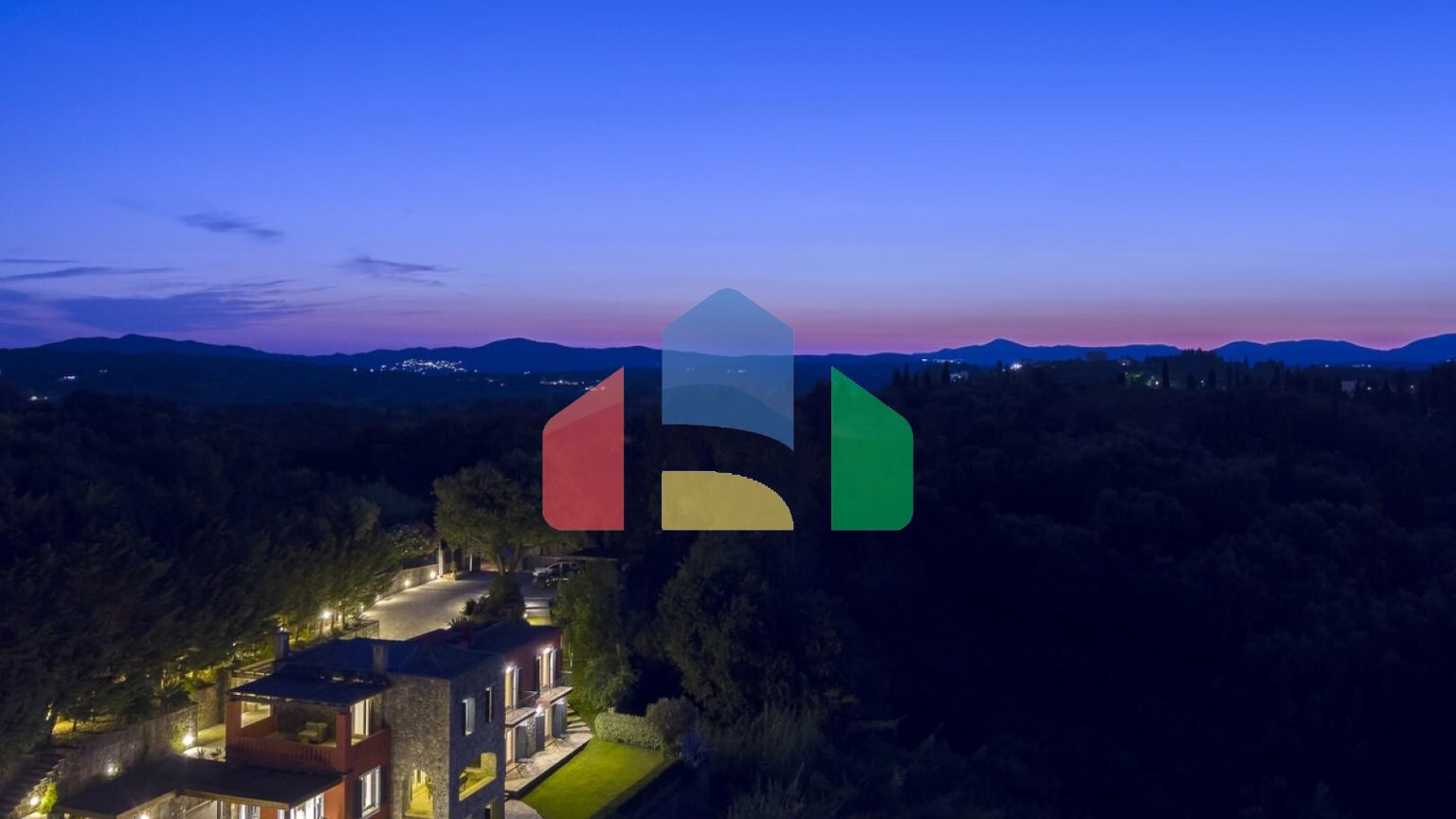 Продаж - Вілла 350 m² на о. Корфу