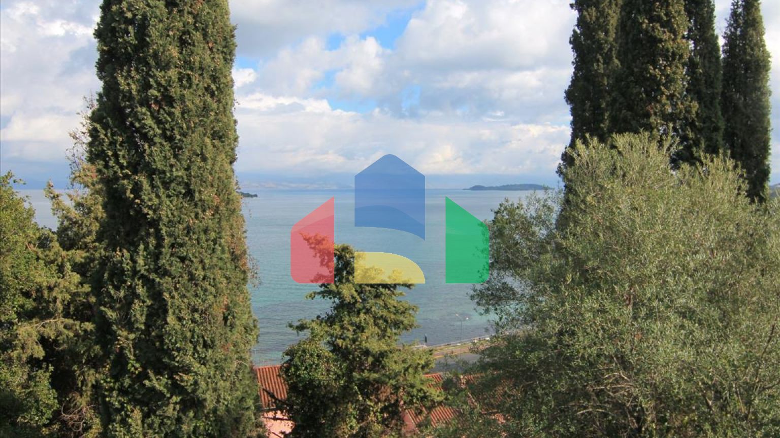 Продажа - Земельный участок 6000 m² на о. Корфу