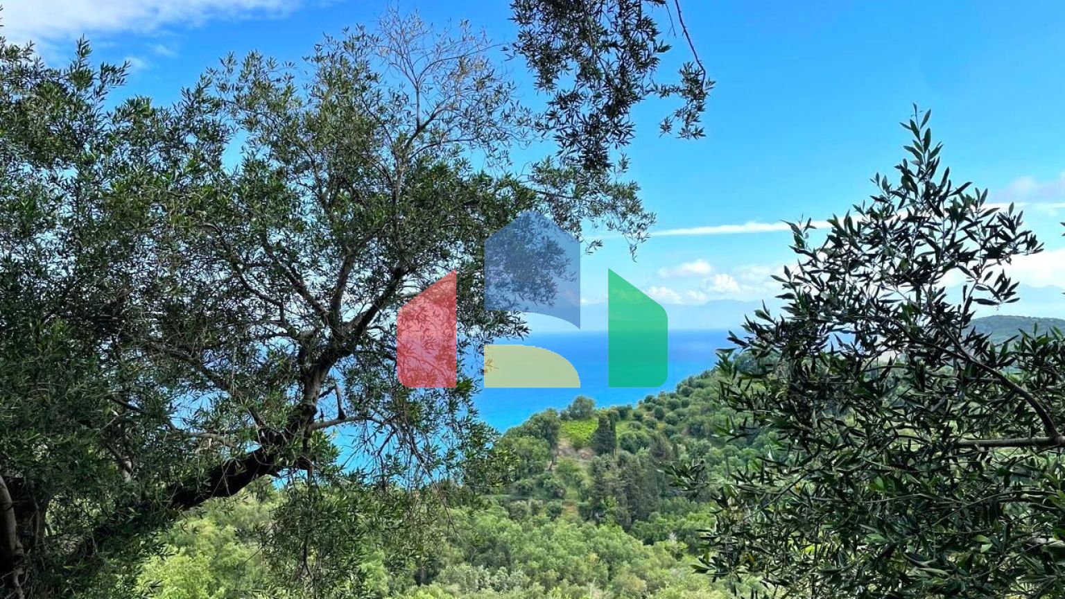 Продажа - Земельный участок 4337 m² на о. Корфу