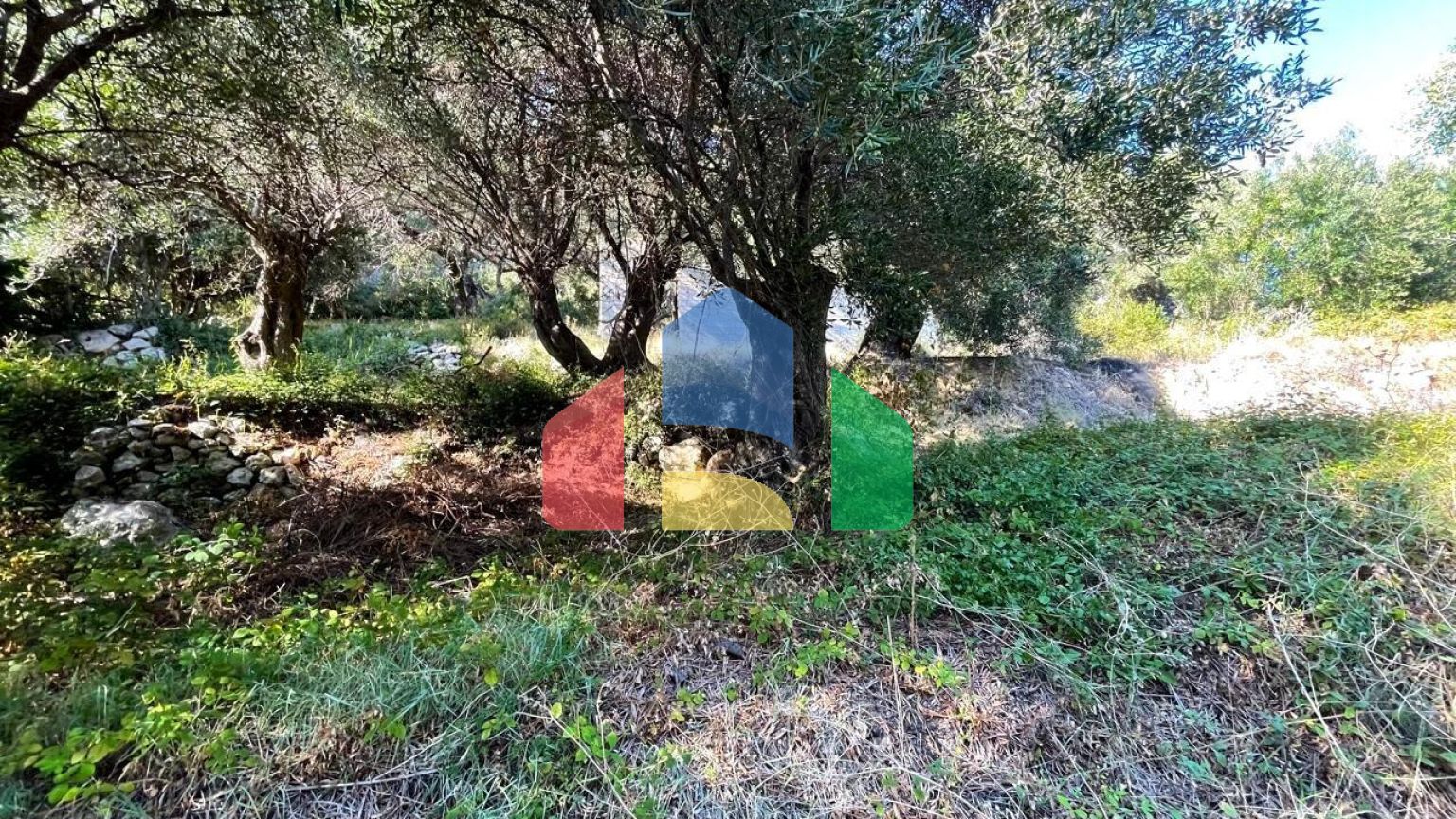 Продажа - Земельный участок 600 m² на о. Корфу