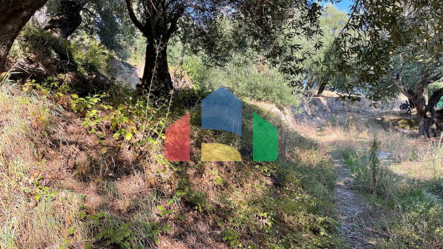 Продажа - Земельный участок 600 m² на о. Корфу