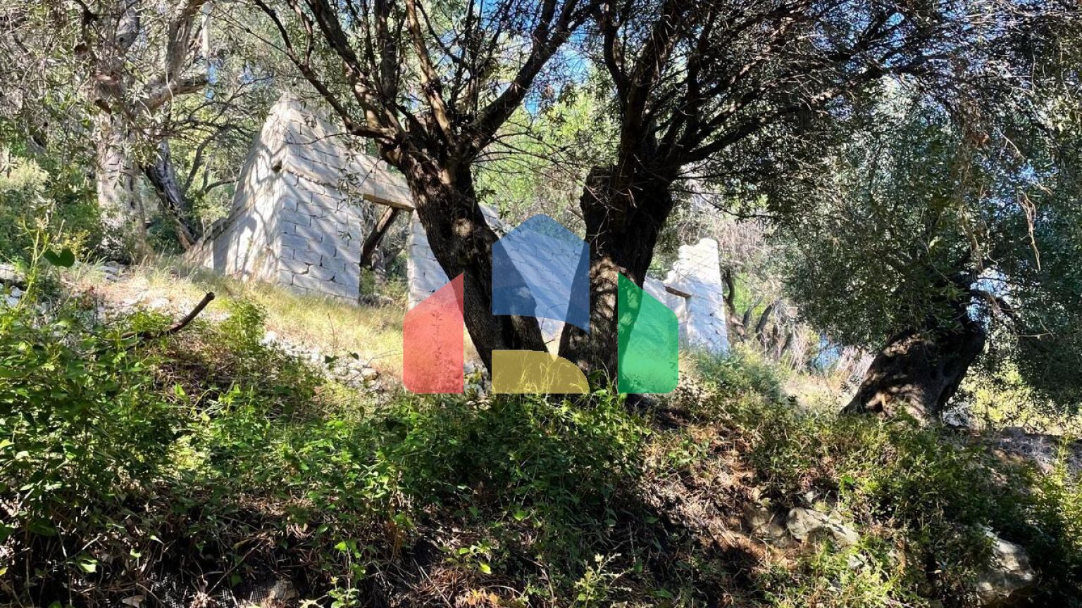 Продажа - Земельный участок 600 m² на о. Корфу