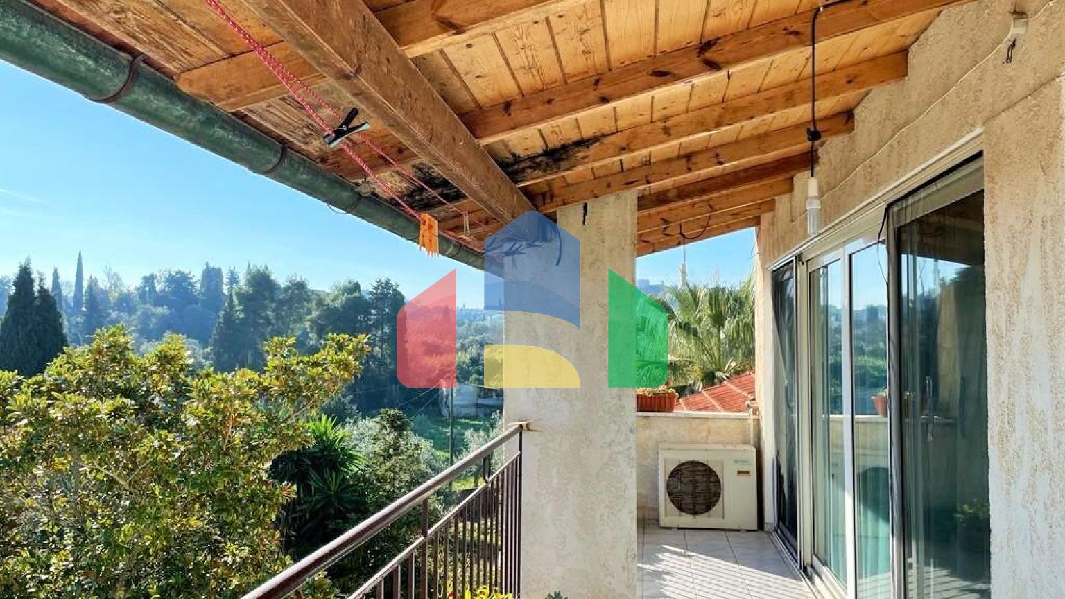 Продаж - Котедж 450 m² на о. Корфу