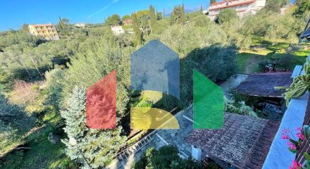 Продаж - Котедж 450 m² на о. Корфу