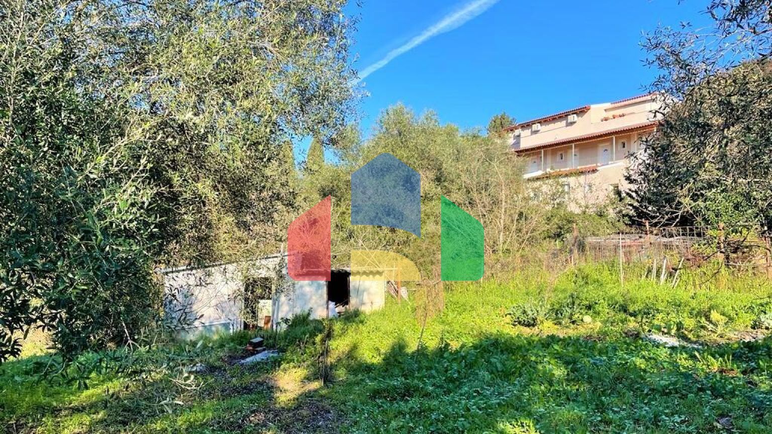 Продаж - Котедж 450 m² на о. Корфу