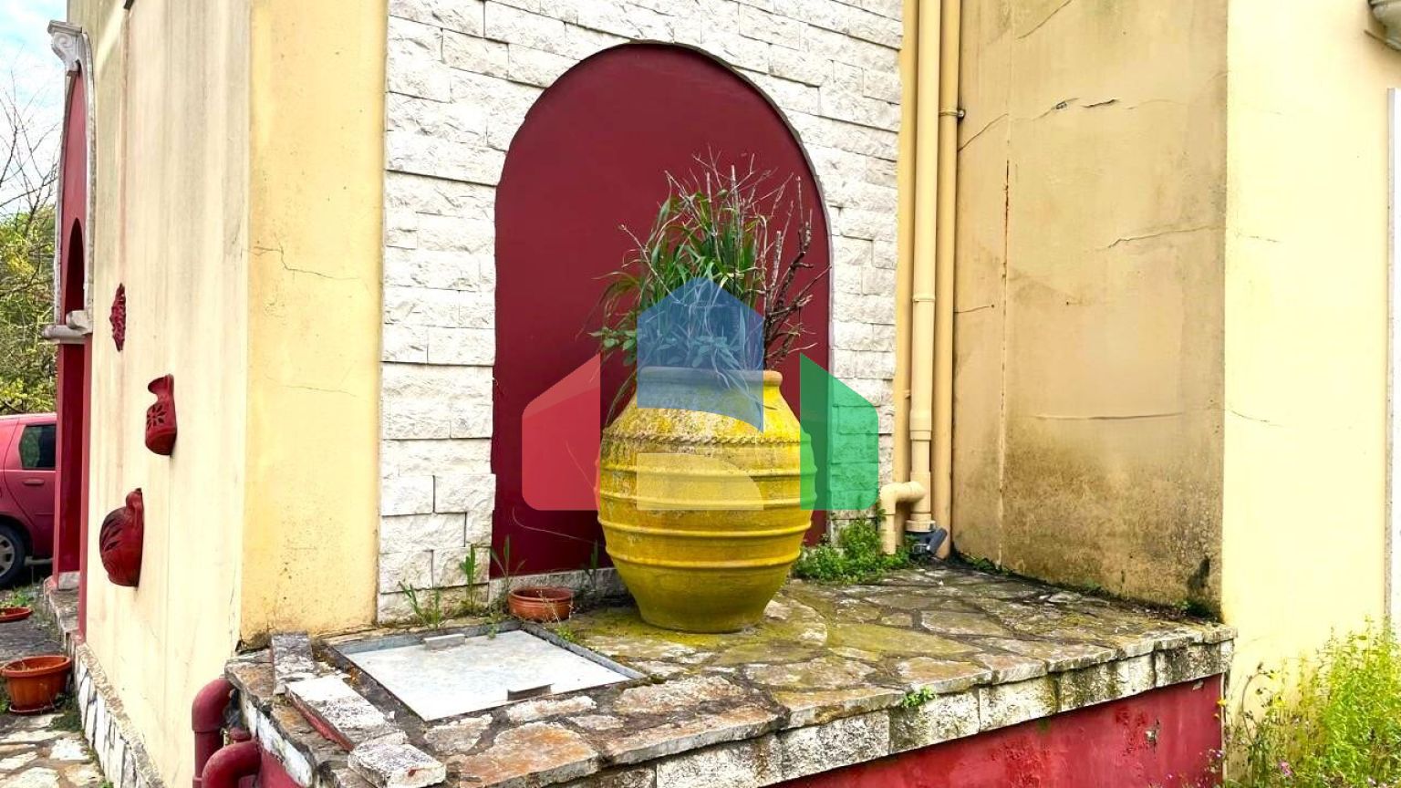 Продажа - Коттедж 218 m² на о. Корфу