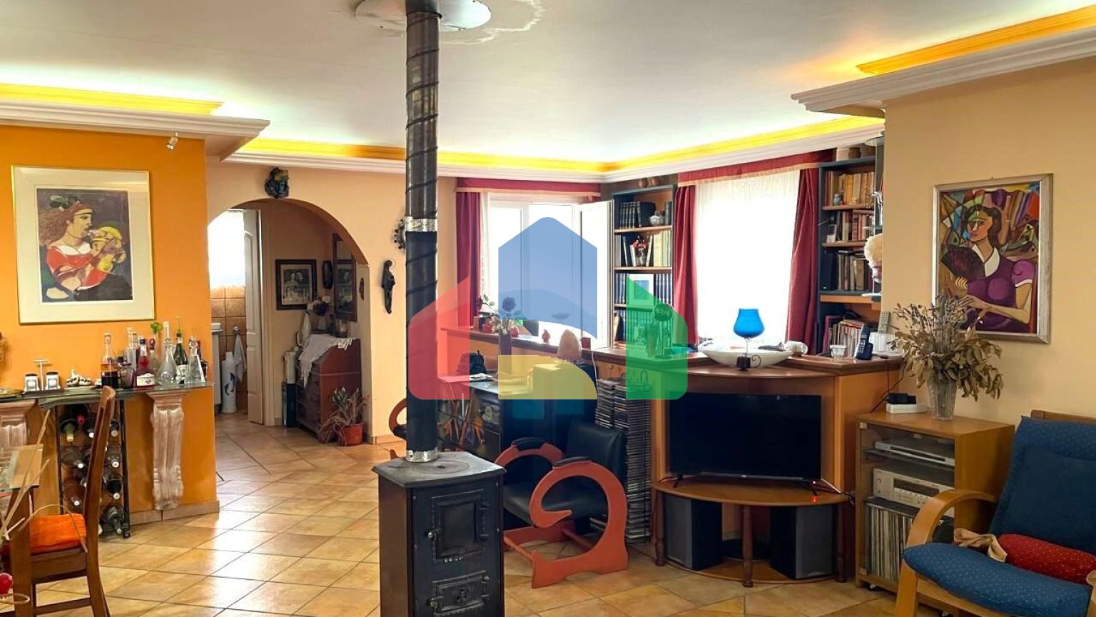 Продажа - Коттедж 218 m² на о. Корфу