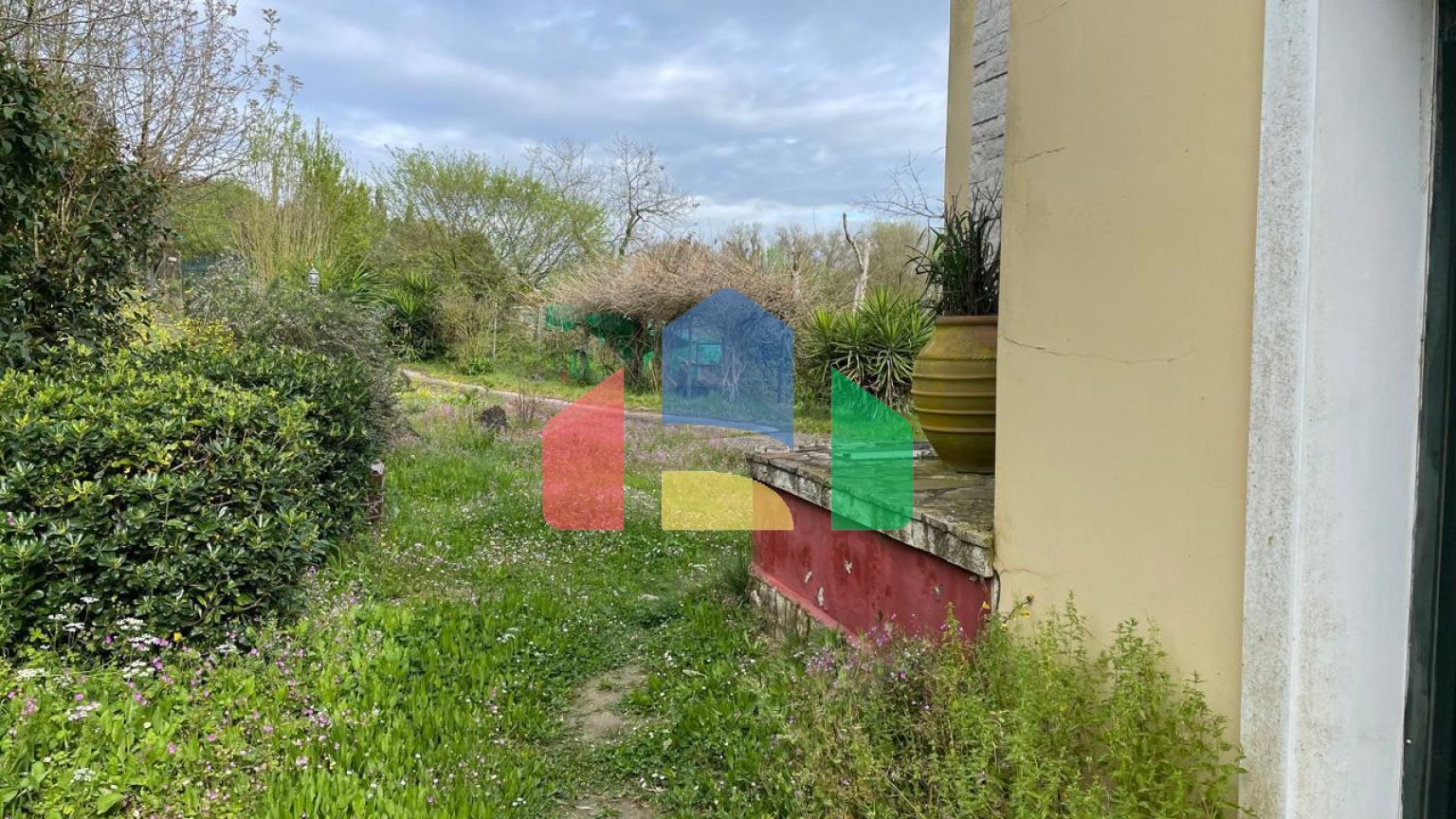 Продажа - Коттедж 218 m² на о. Корфу