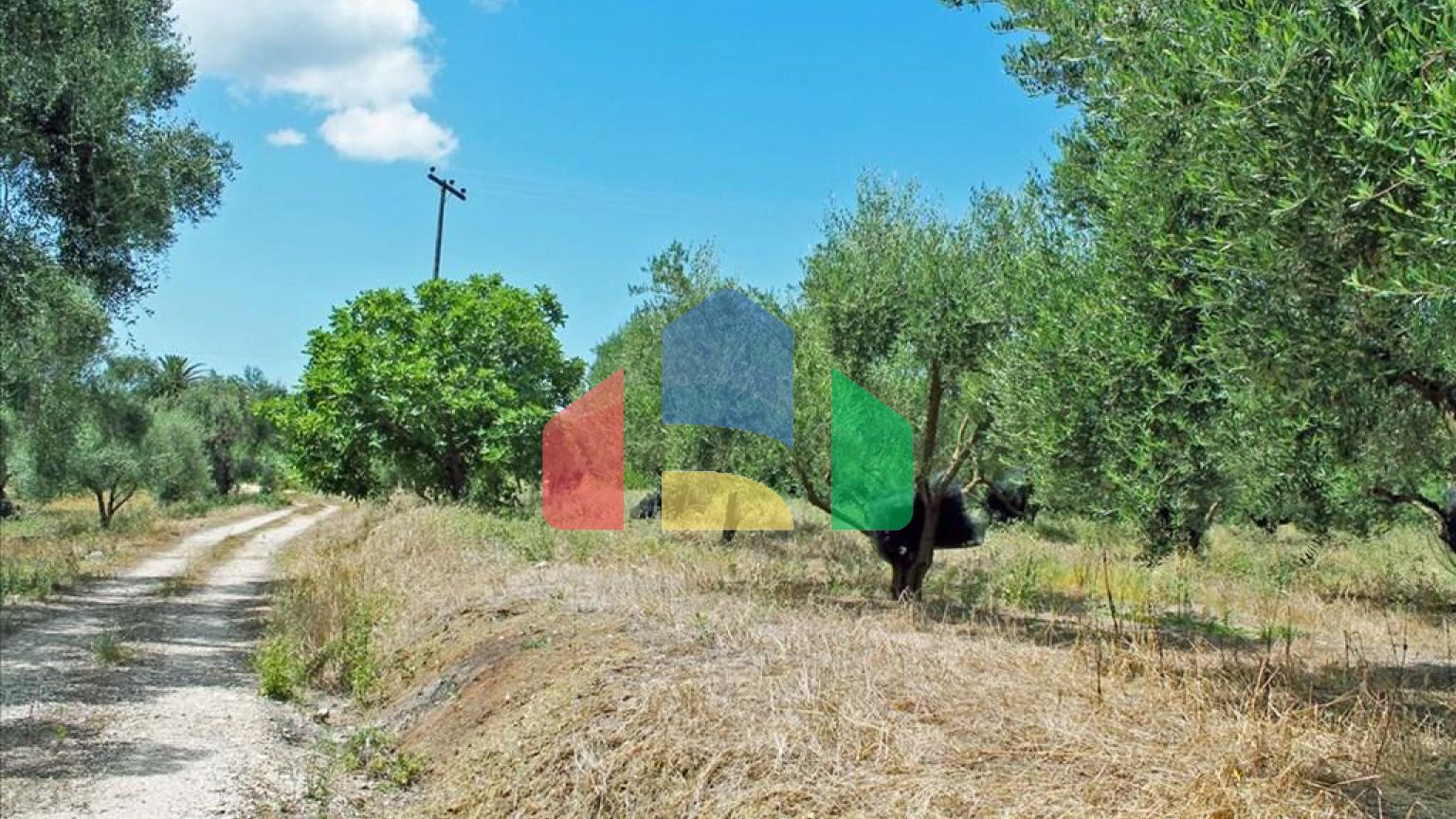 Продажа - Коттедж 166 m² на о. Корфу