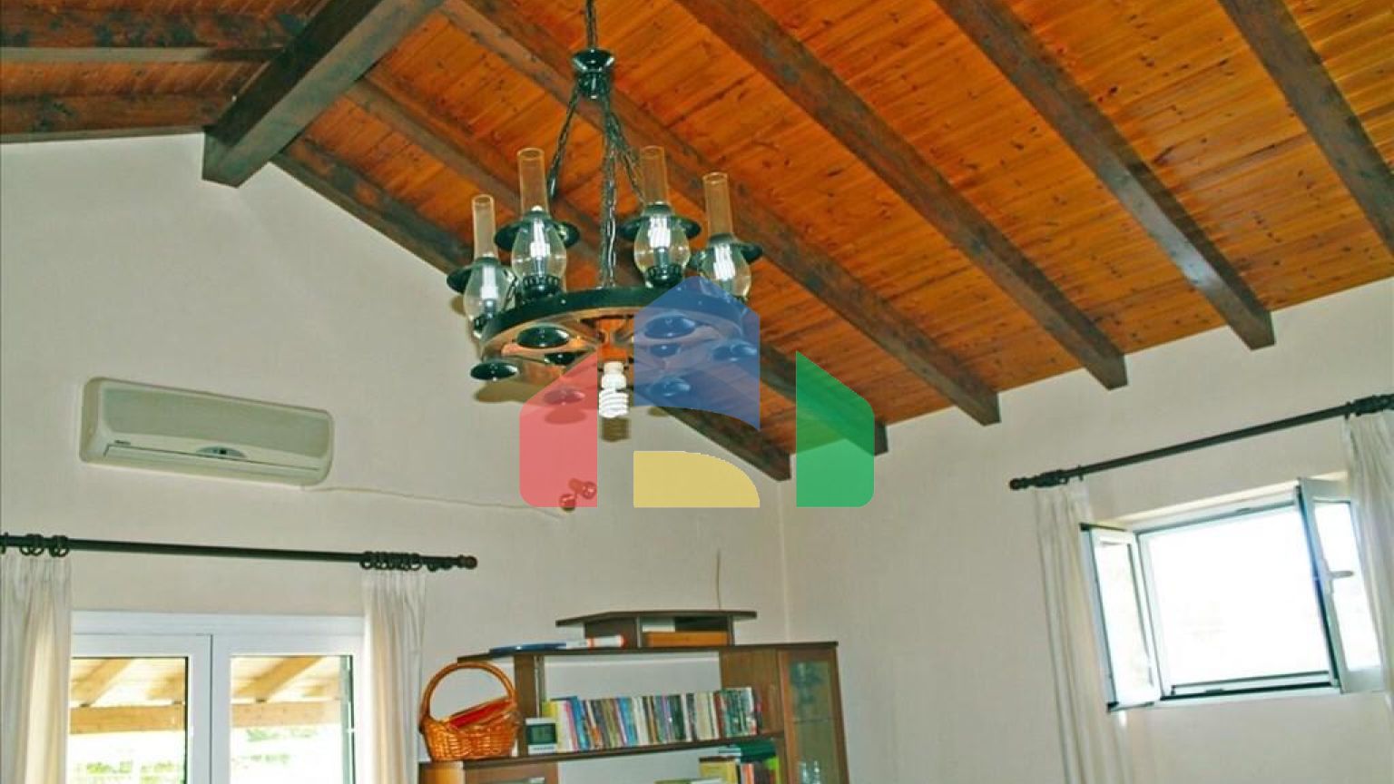 Продажа - Коттедж 166 m² на о. Корфу