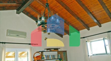 Продажа - Коттедж 166 m² на о. Корфу