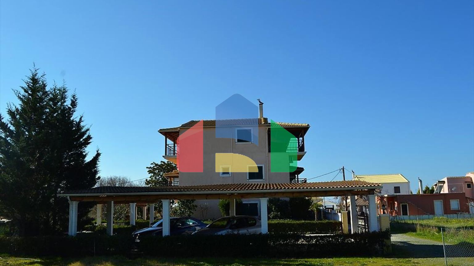 Продаж - Готель 600 m² на о. Корфу