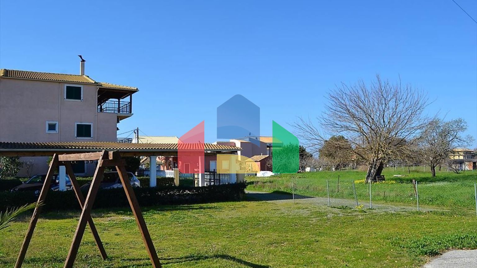 Продаж - Готель 600 m² на о. Корфу