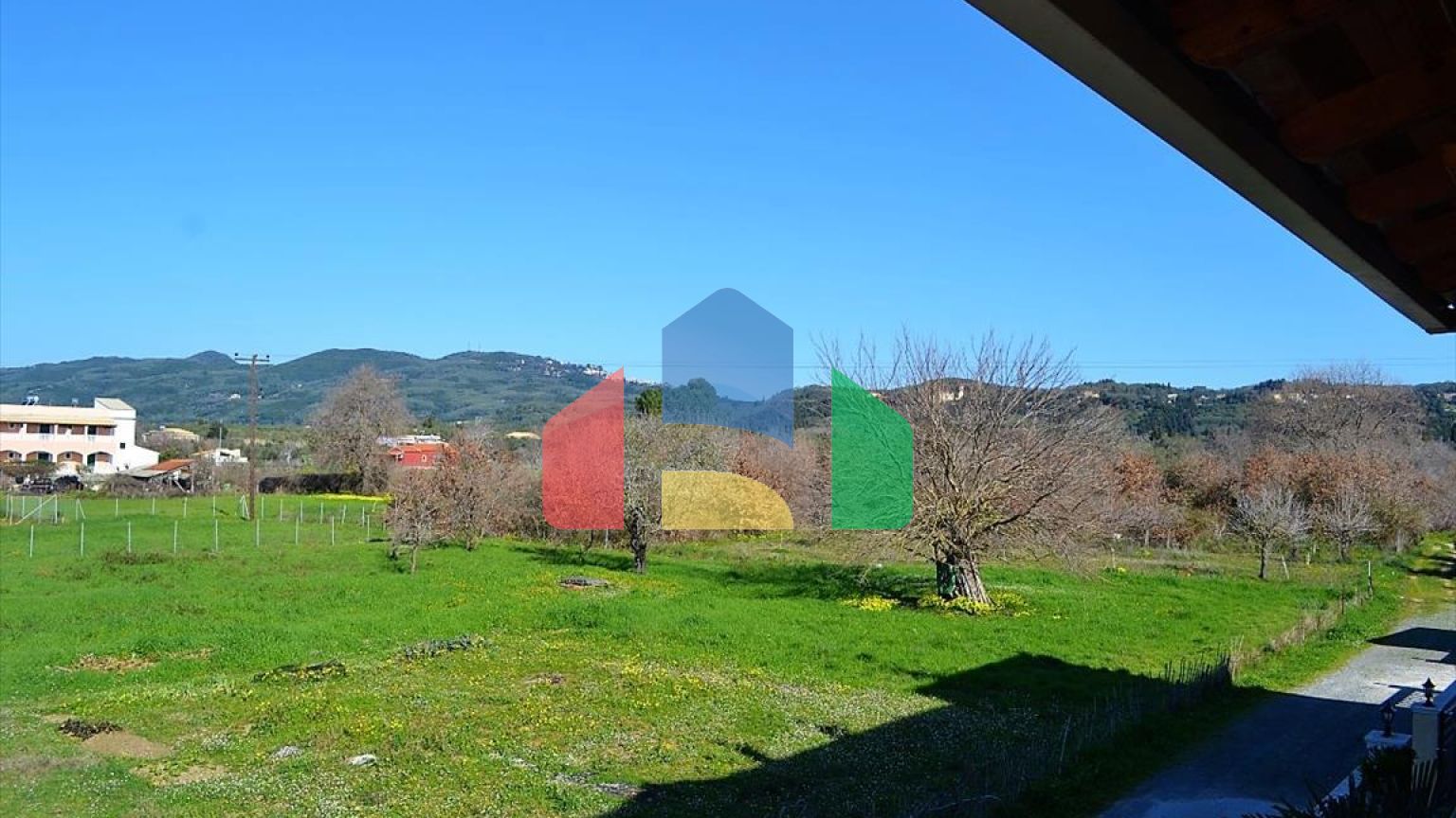 Продаж - Готель 600 m² на о. Корфу