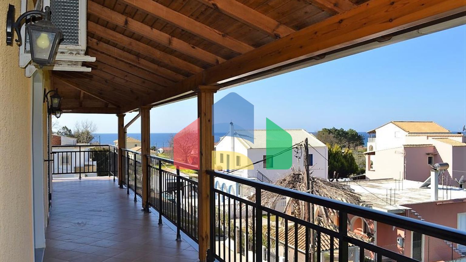 Продаж - Готель 600 m² на о. Корфу