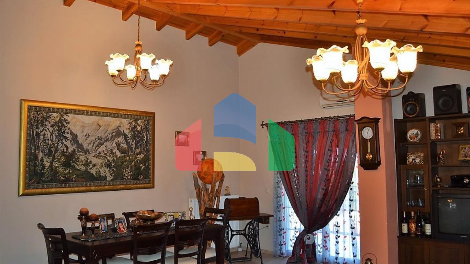 Продаж - Готель 600 m² на о. Корфу