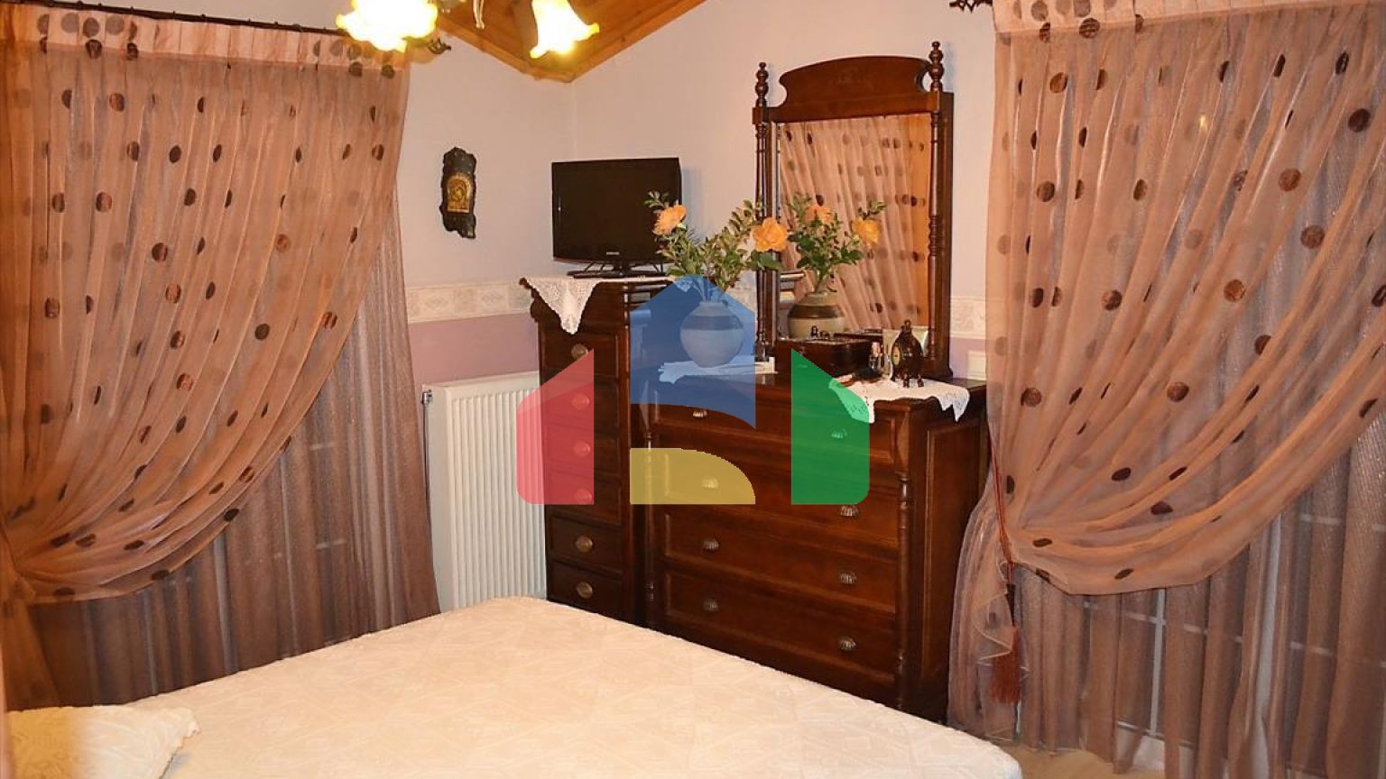 Продаж - Готель 600 m² на о. Корфу