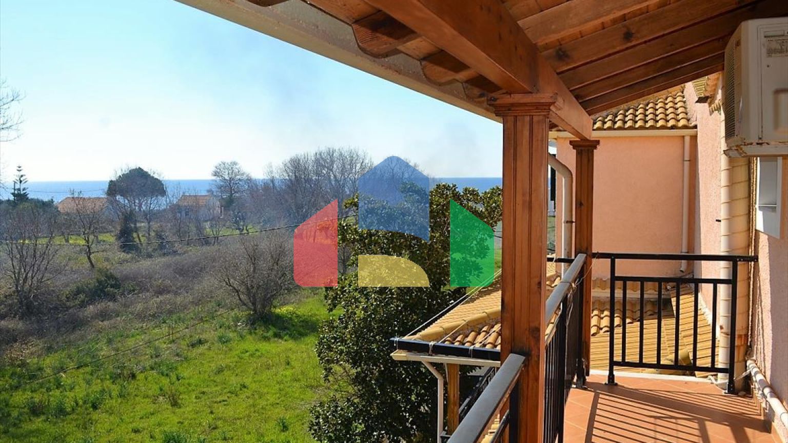 Продаж - Готель 600 m² на о. Корфу