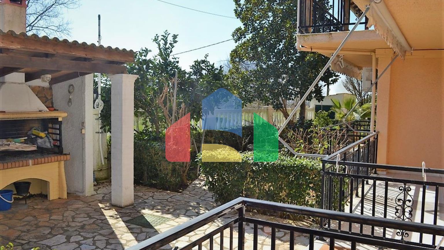 Продаж - Готель 600 m² на о. Корфу