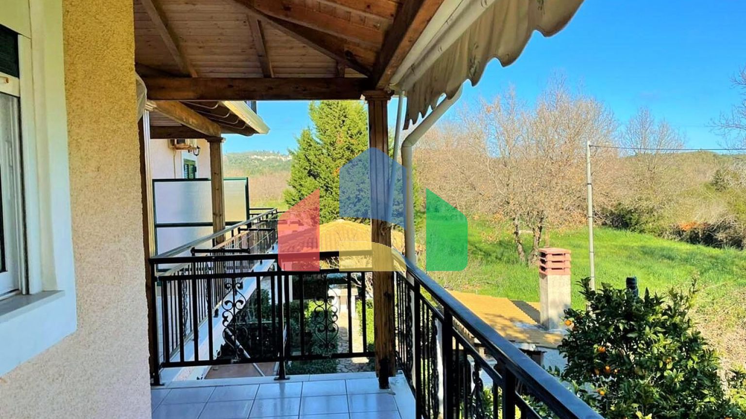 Продаж - Готель 600 m² на о. Корфу