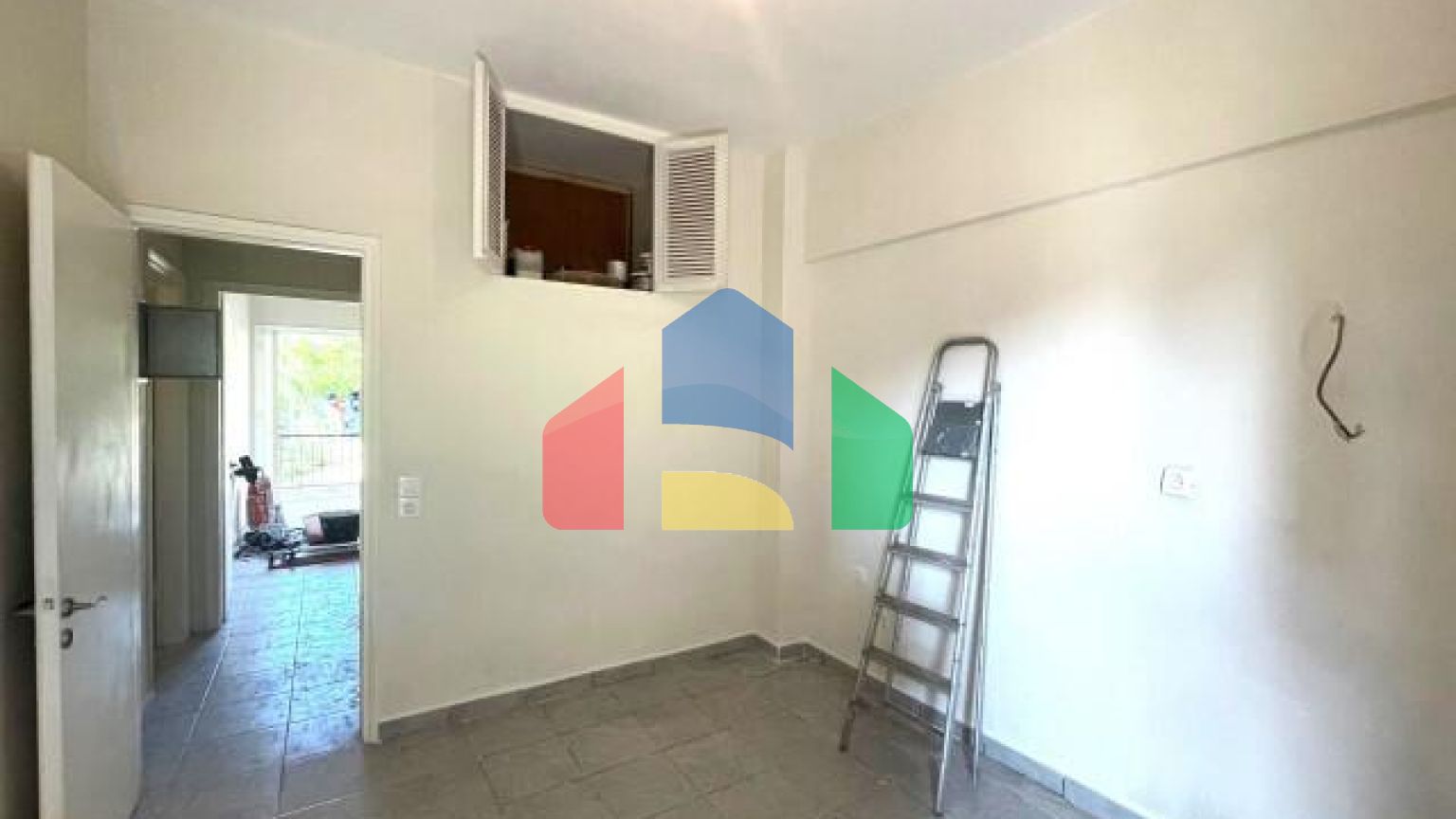 Продаж - Квартира 70 m² на о. Корфу