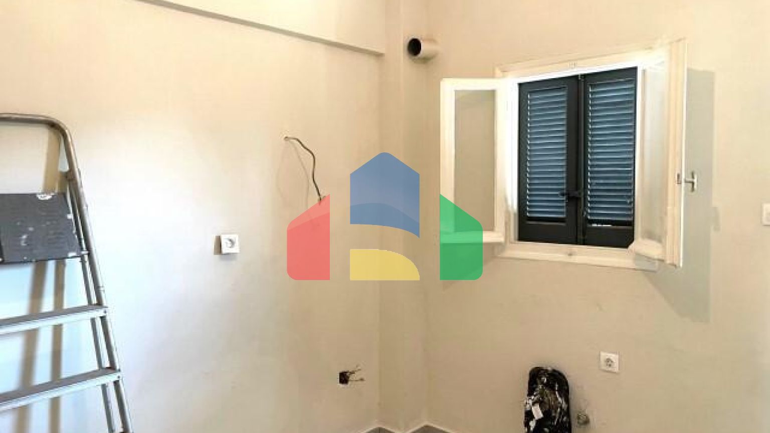 Продаж - Квартира 70 m² на о. Корфу