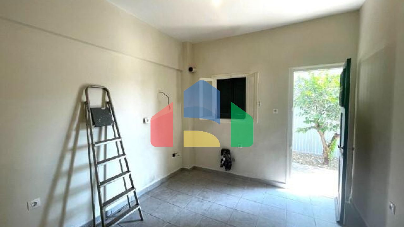 Продаж - Квартира 70 m² на о. Корфу