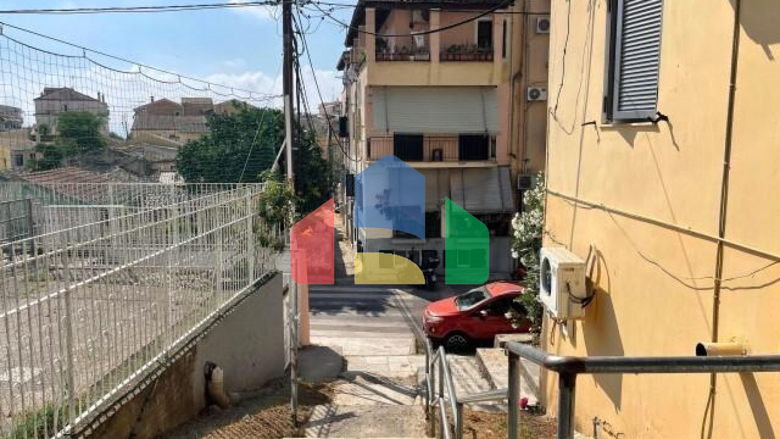 Продаж - Квартира 70 m² на о. Корфу