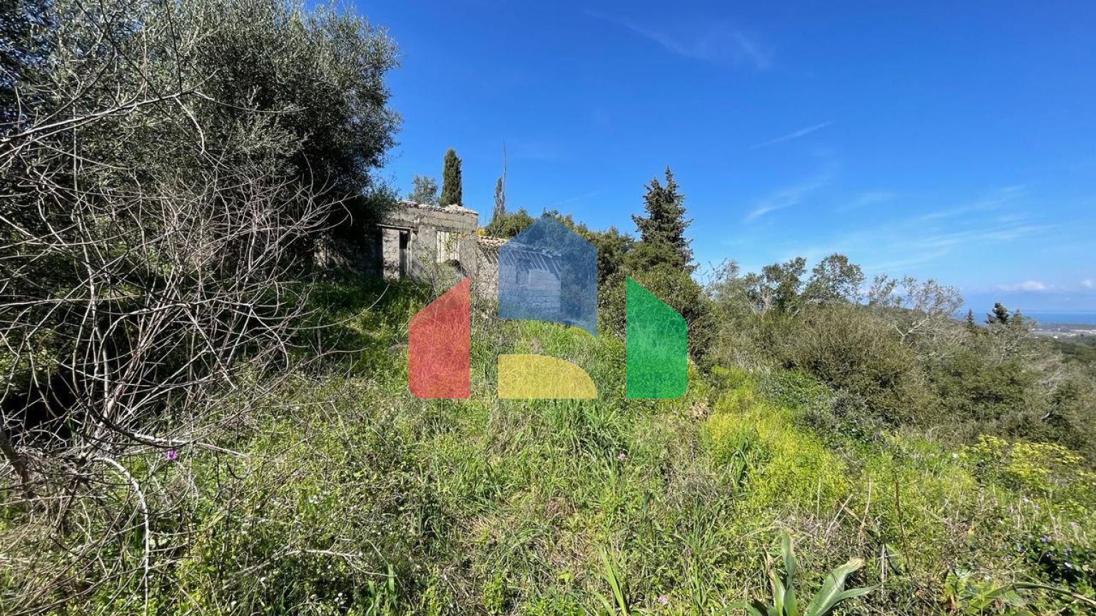 Продажа - Таунхаус 30 m² на о. Корфу