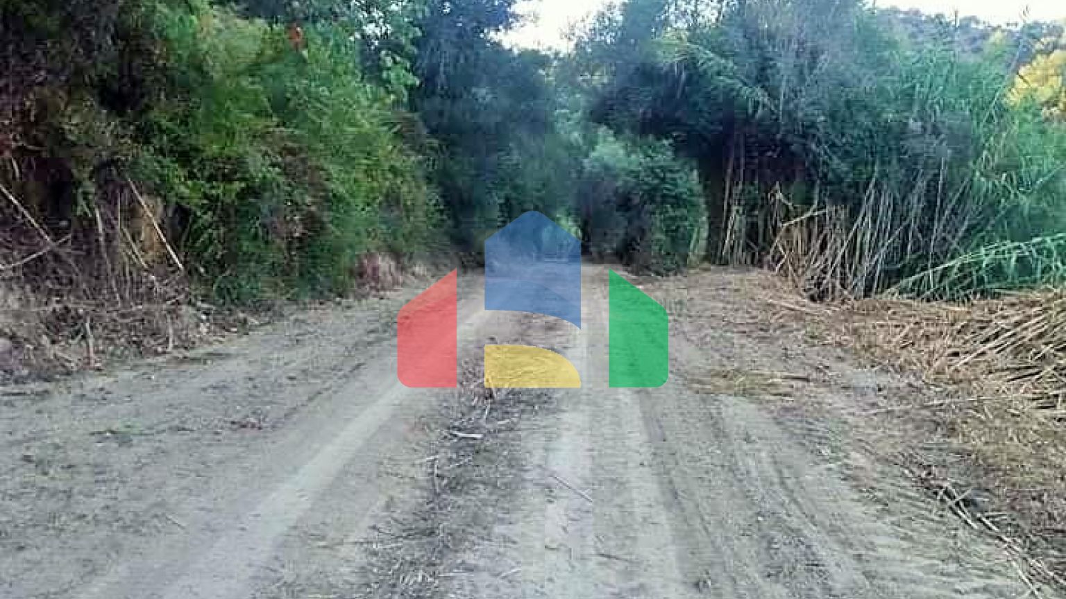 Продажа - Земельный участок 11450 m² на о. Корфу