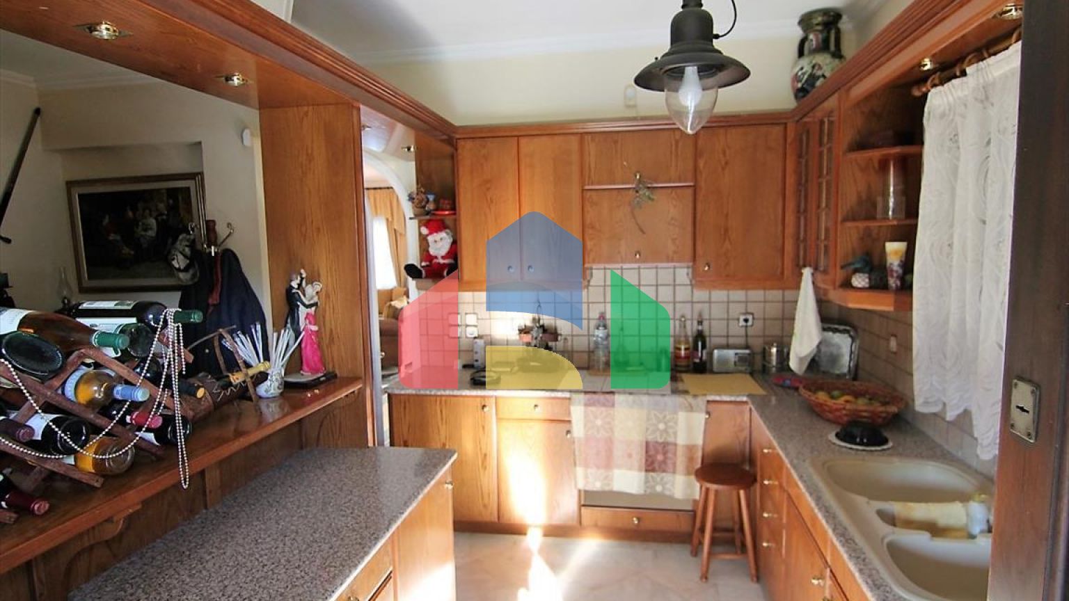 Продажа - Коттедж 340 m² на о. Корфу