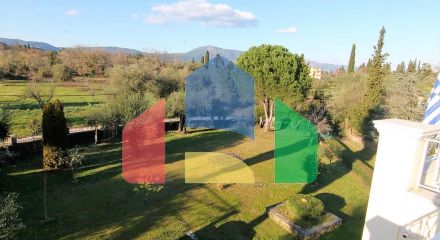 Продажа - Коттедж 340 m² на о. Корфу