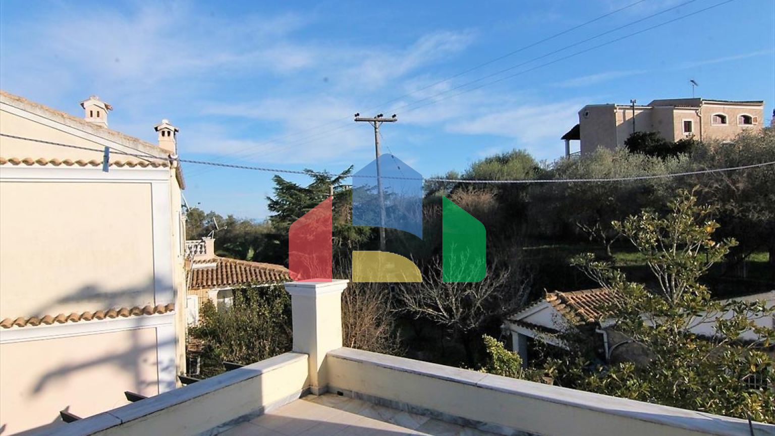 Продажа - Коттедж 340 m² на о. Корфу