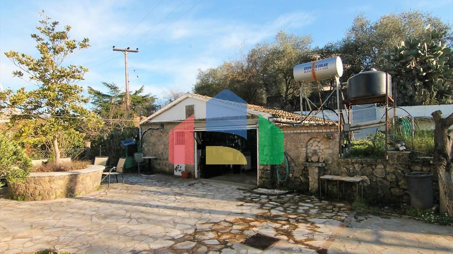 Продажа - Коттедж 340 m² на о. Корфу