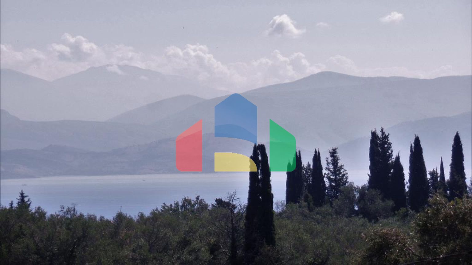 Продажа - Коттедж 120 m² на о. Корфу