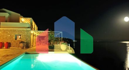 Продаж - Вілла 280 m² на о. Корфу