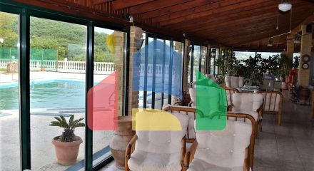 Продаж - Готель 280 m² на о. Корфу