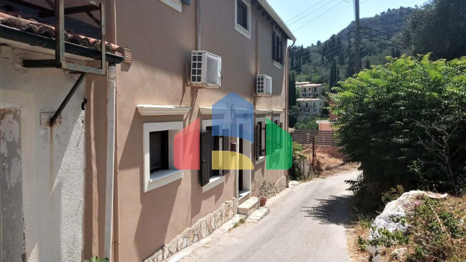 Продажа - Таунхаус 155 m² на о. Корфу