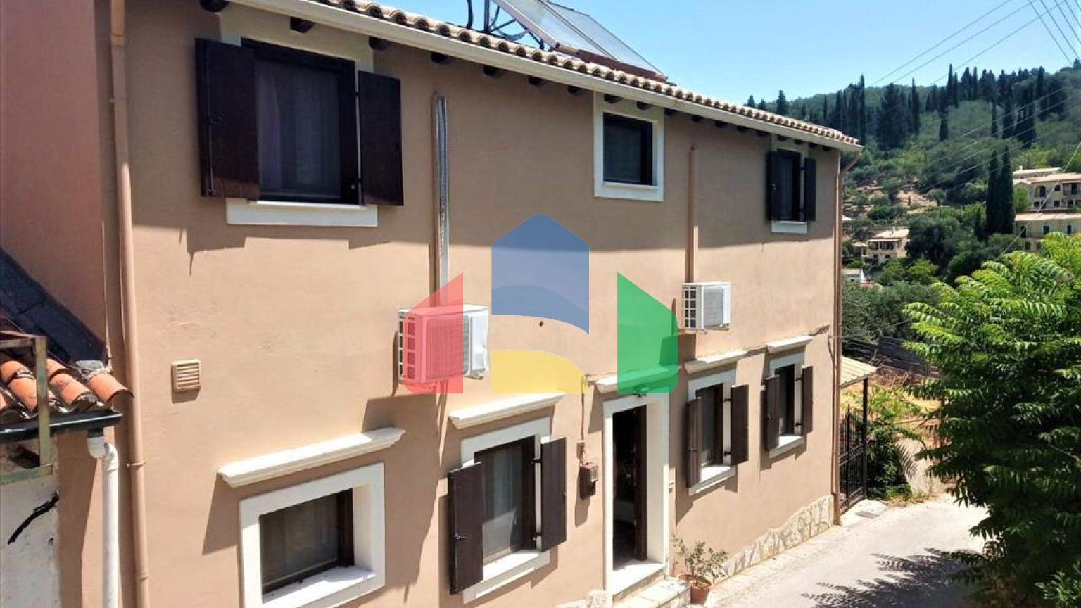 Продажа - Таунхаус 155 m² на о. Корфу